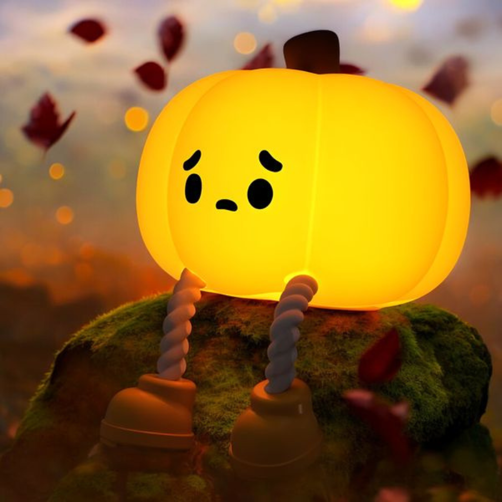 Wanderful GloMate™ Pumpkin Lamp